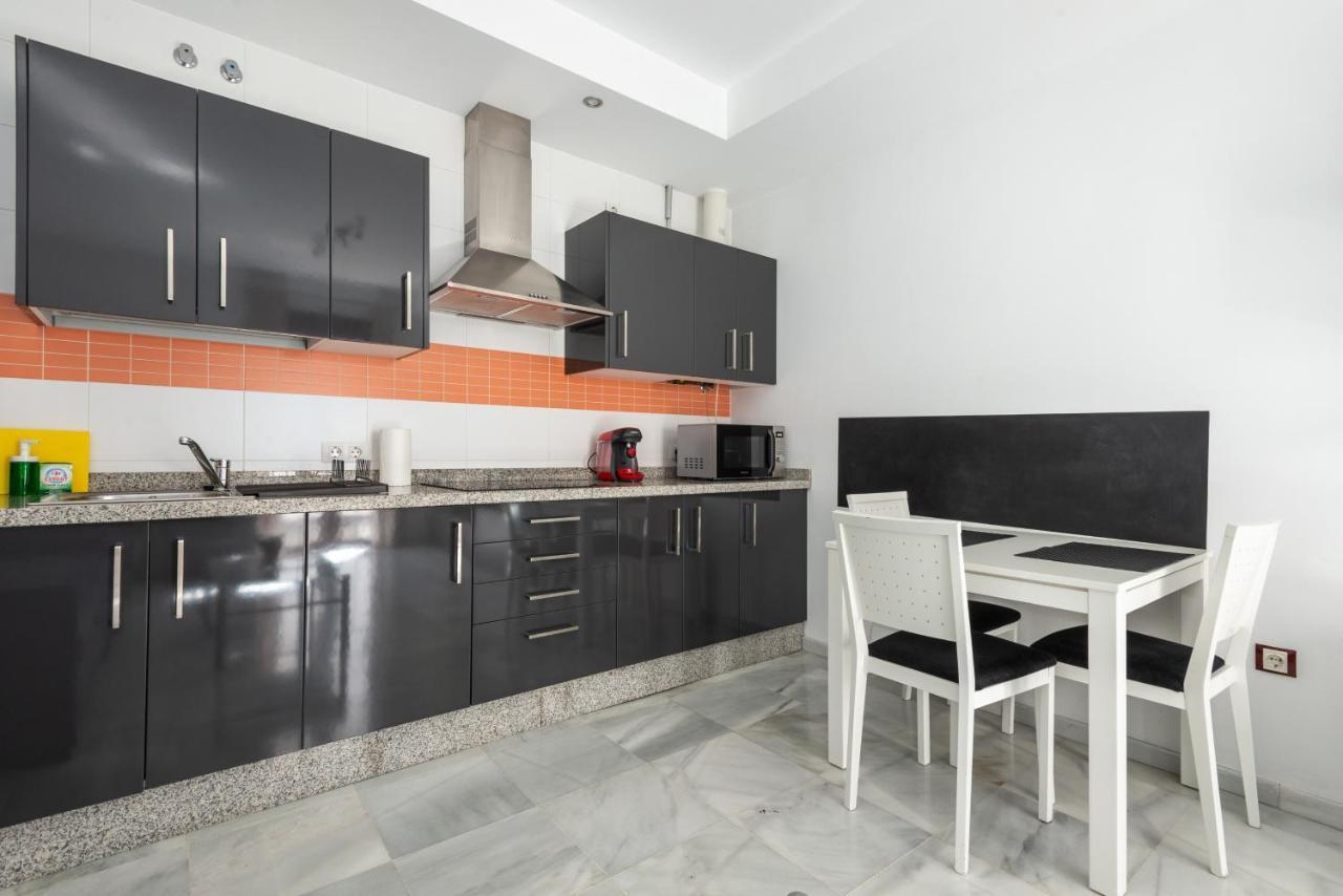 Appartement First Floor Near Macarena Church *