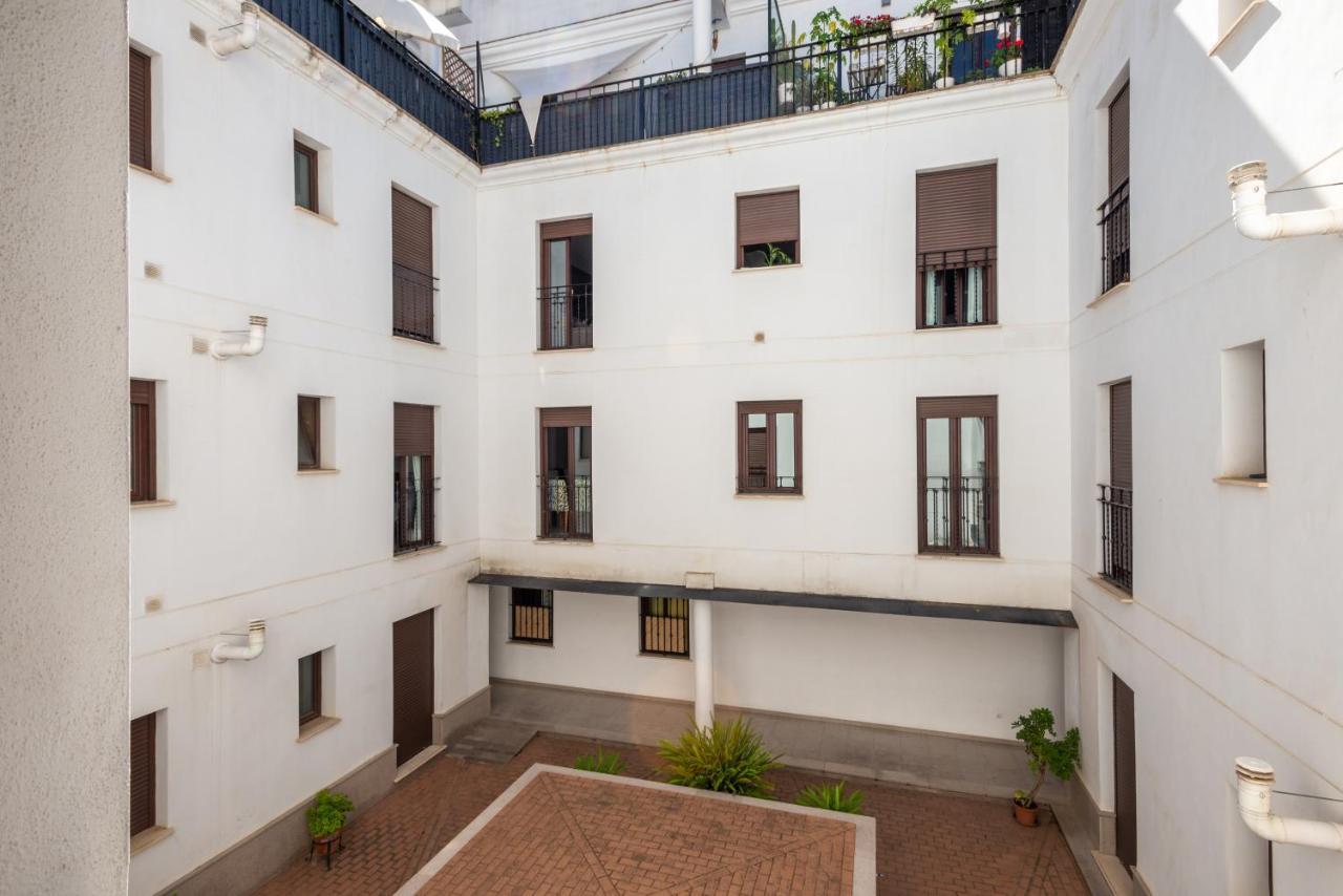 First Floor Near Macarena Church * Séville